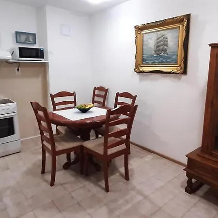 Apartment Apartman Irena Split